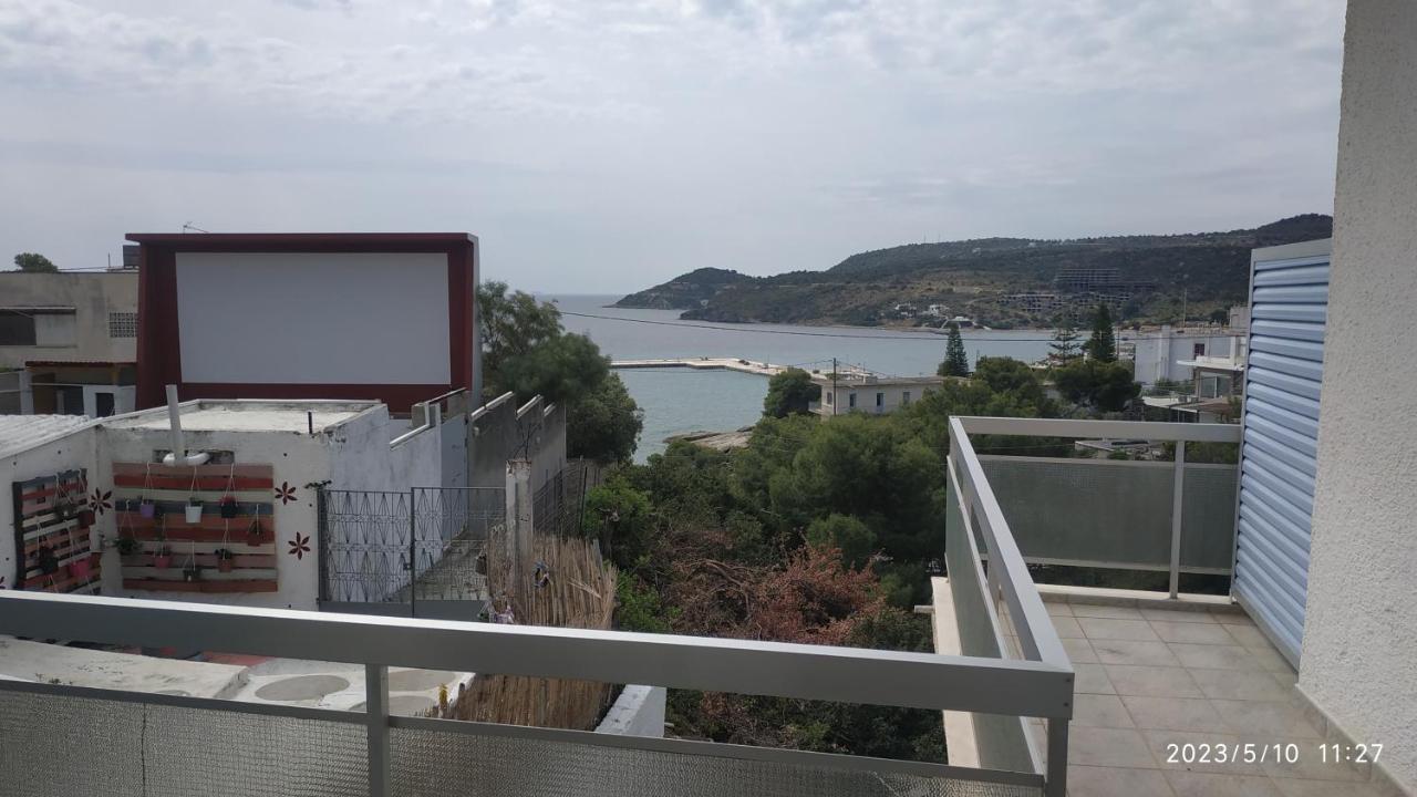 Meltemi Apartments Agia Marina  エクステリア 写真