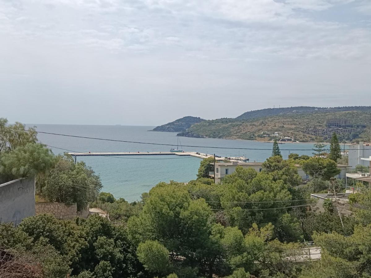 Meltemi Apartments Agia Marina  エクステリア 写真